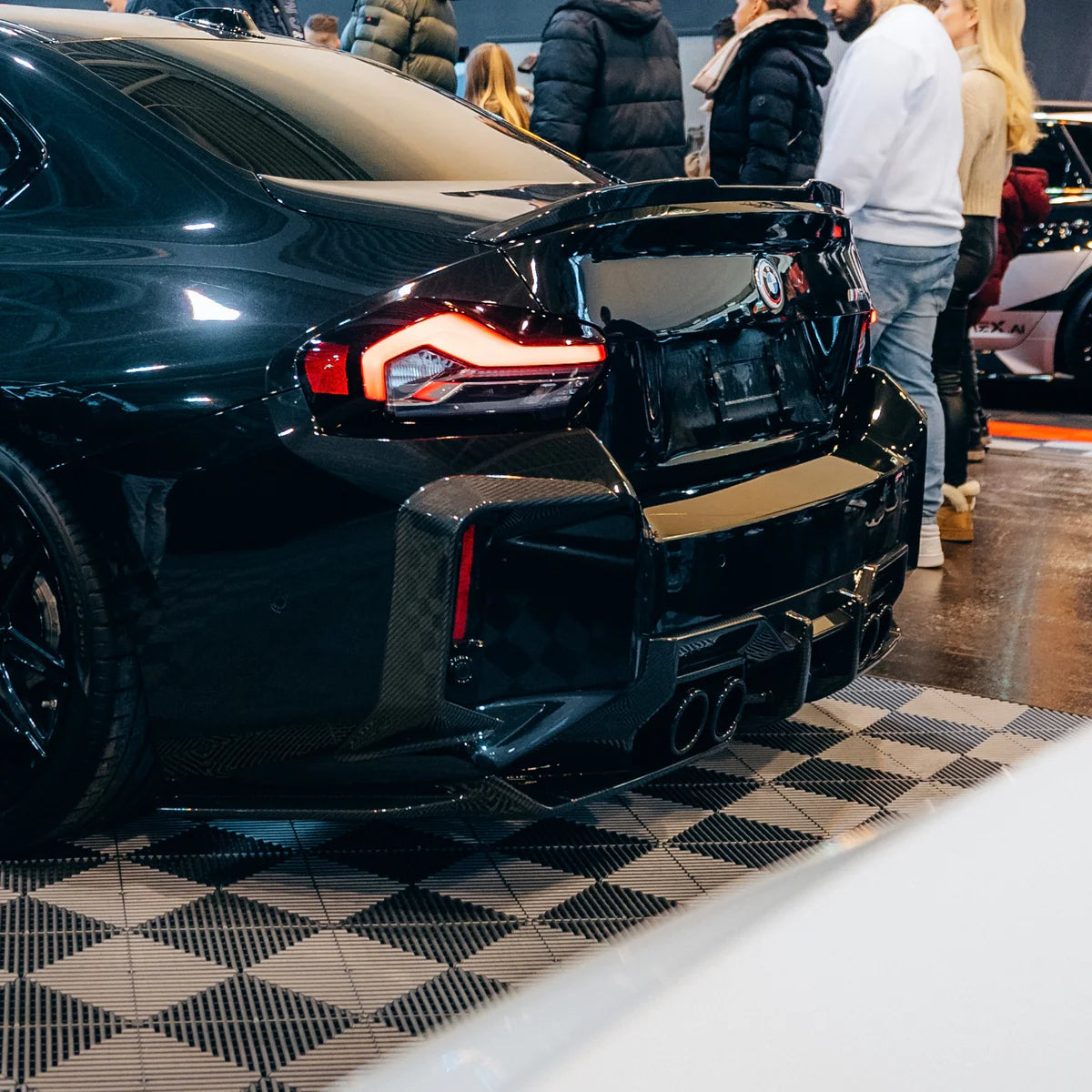 Carbonheld Carbon Fiber Diffusor V2 passend für BMW M2 G87 – Ansicht 3