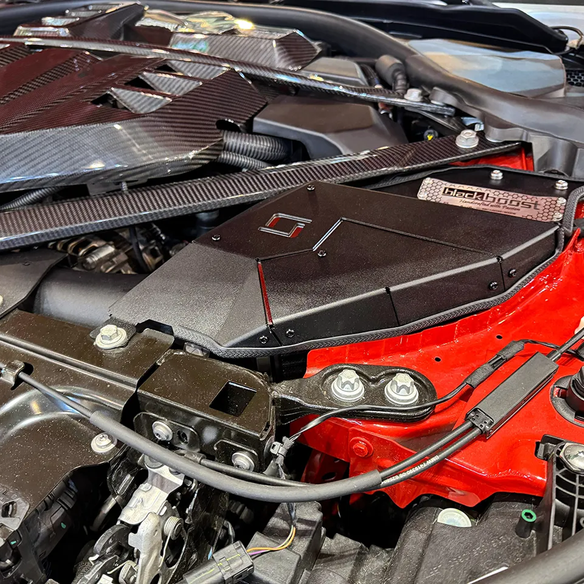 Ansaugung Black Boost Cold Air System passend für BMW M2 G87 | G87Parts.de