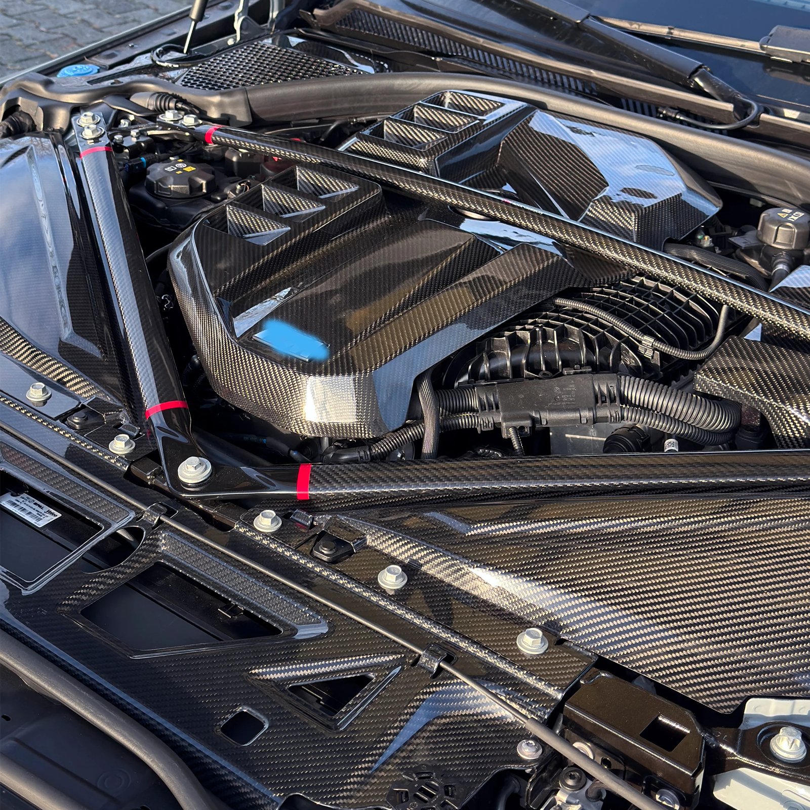 Dry Carbon Ersatz-Kühlerverkleidung (Slam Panel) Motorraum passend für BMW M2 G87 | G87Parts.de