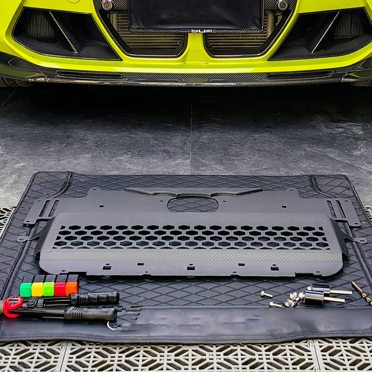 Max Carbon Dry Carbon Unterbodenschutz "SQ Style" / M3 G80 G81 / M4 G82 G83 passend für BMW M2 G87