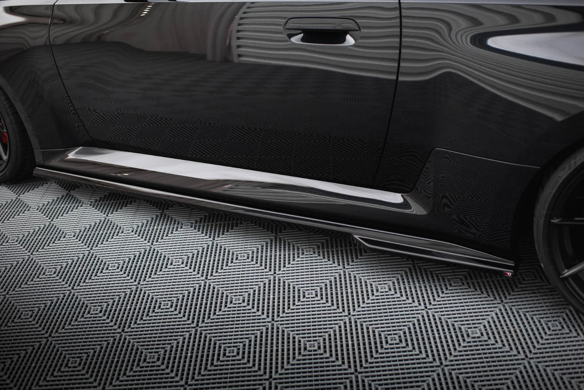 Maxton Design Seitenschweller-Ansätze V.1 – Schwarz glänzend passend für BMW M2 G87